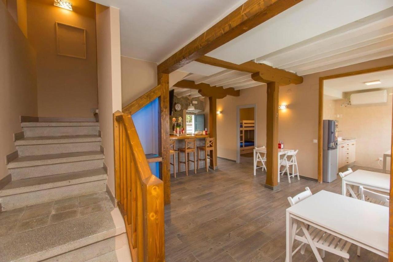 لا كاريداد Albergue La Xana المظهر الخارجي الصورة
